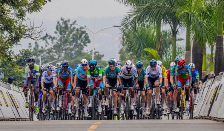 2 dead, 6 injured in Rwanda cycling race accident